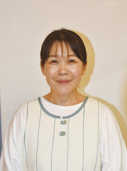 花野綾子.jpg